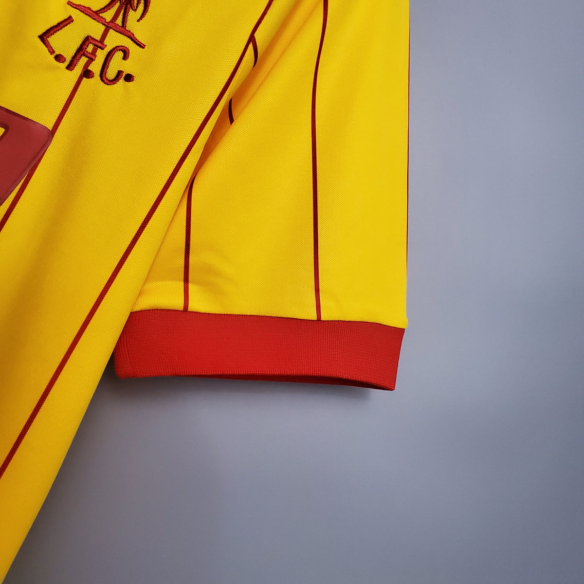 Camiseta Liverpool Visitante 1984 Hombre (Retro) - Versión Hincha
