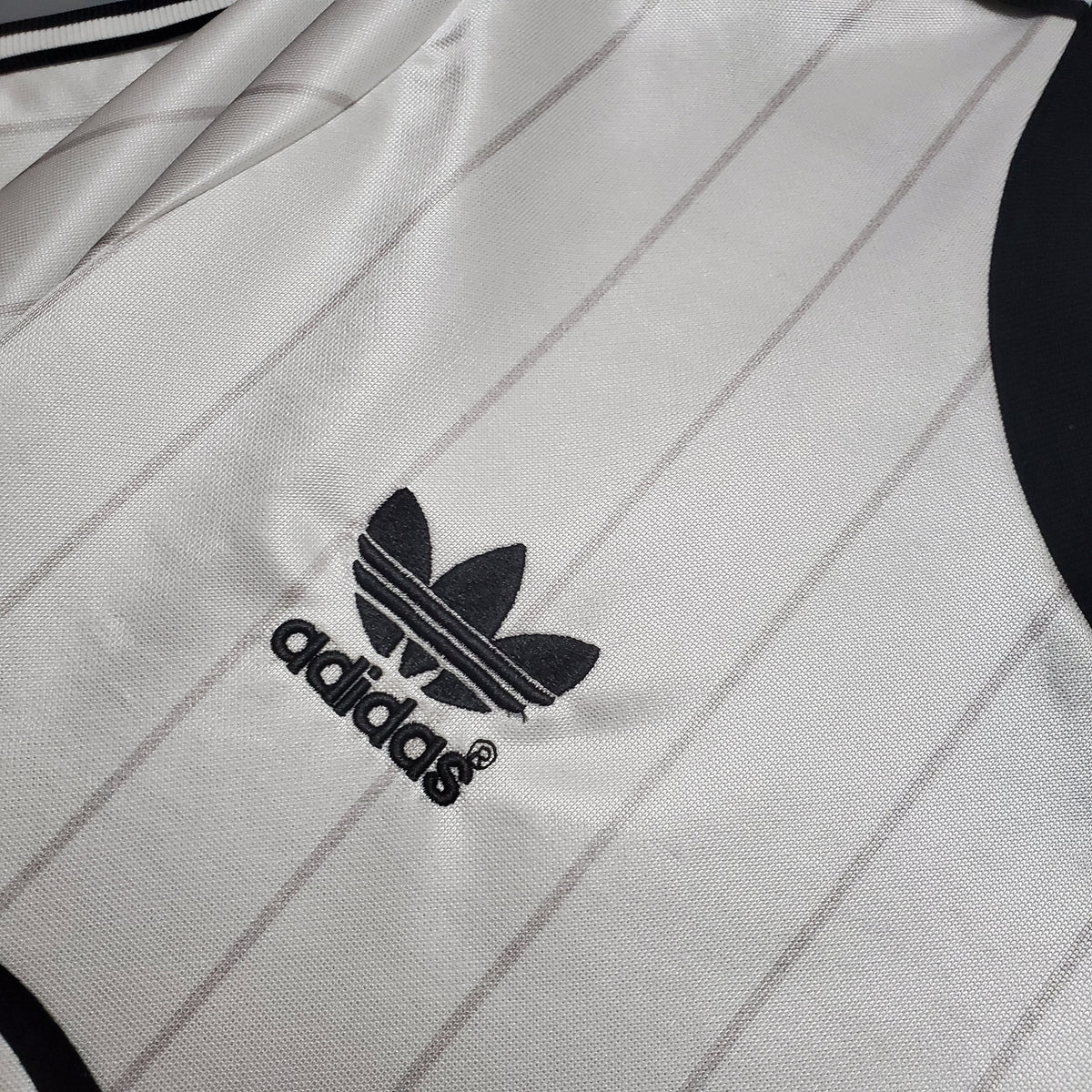 Camiseta Manchester United Visitante 1983 Hombre (Retro) - Versión Hincha