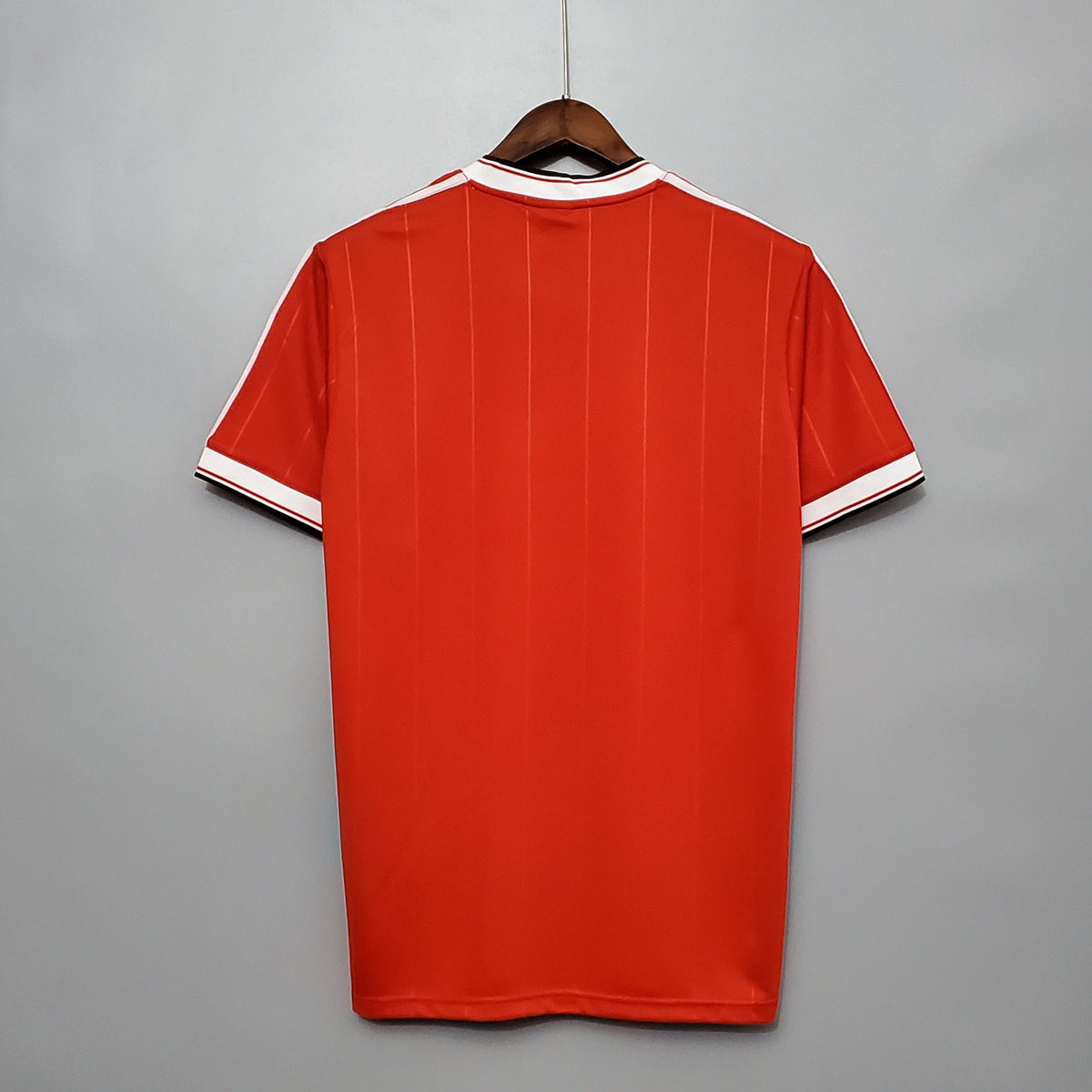 Camiseta Manchester United Local 1983 Hombre (Retro) - Versión Hincha