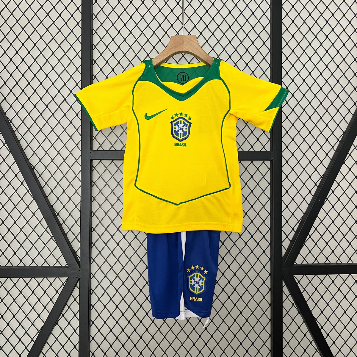 Conjunto Infantil Brasil Local 2004 Conjunto Infantil (Retro)