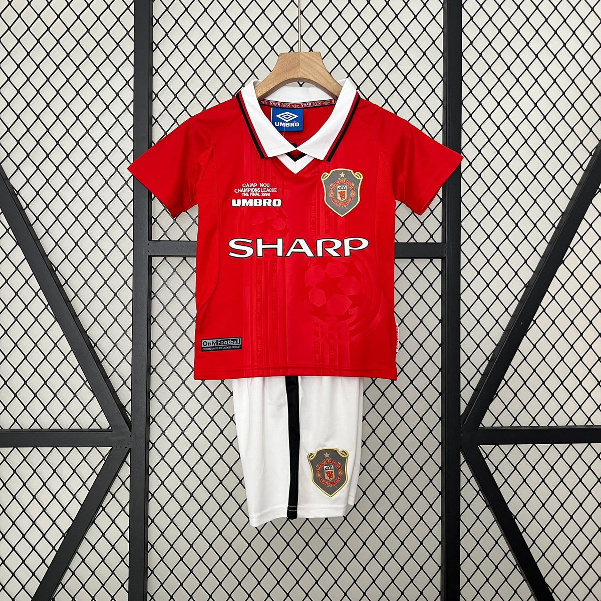 Conjunto Infantil Manchester United I 99/00 Conjunto Infantil (Retro)