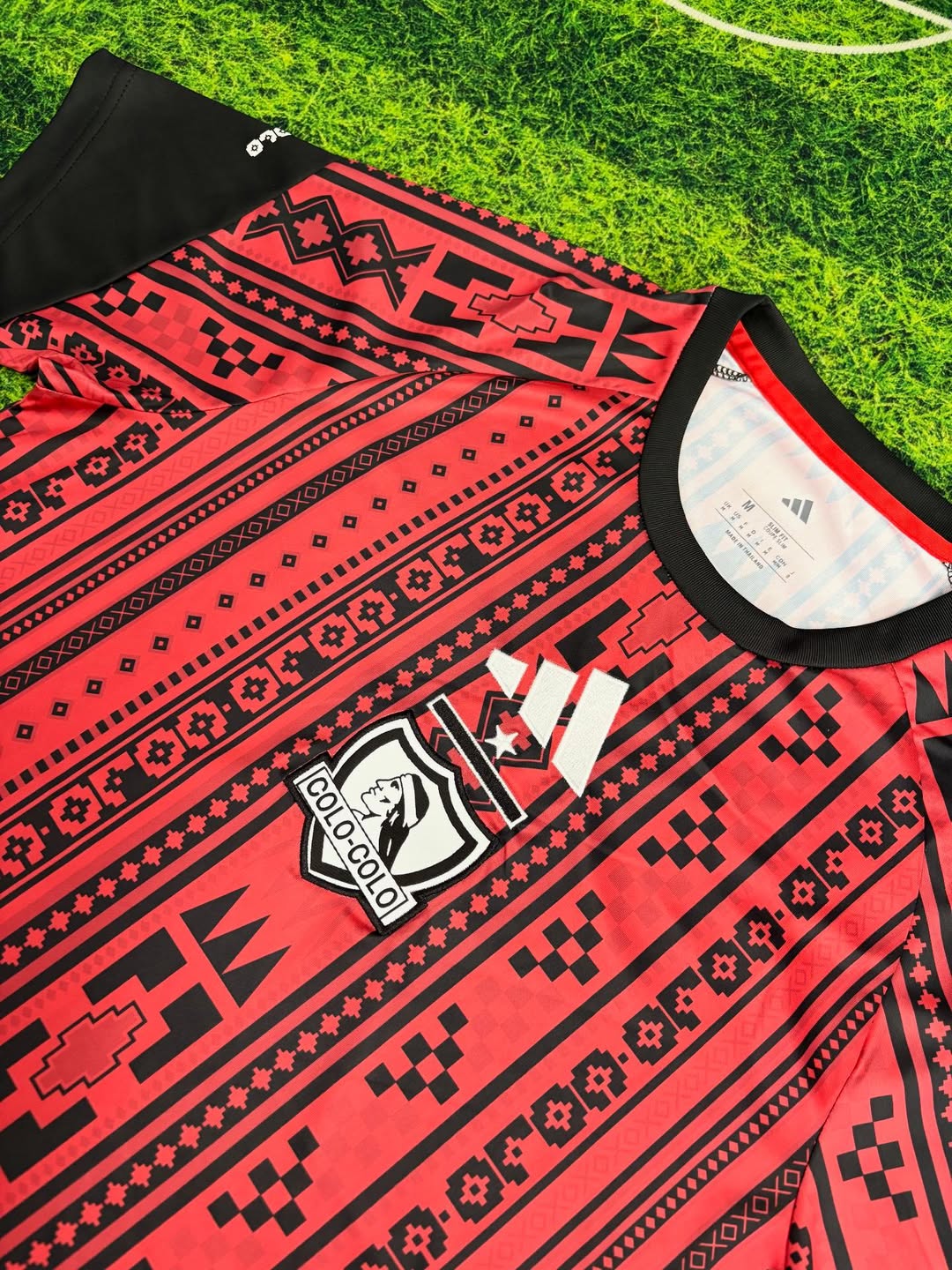Camiseta Colo-Colo Presentación 2026/27 - Versión Hincha