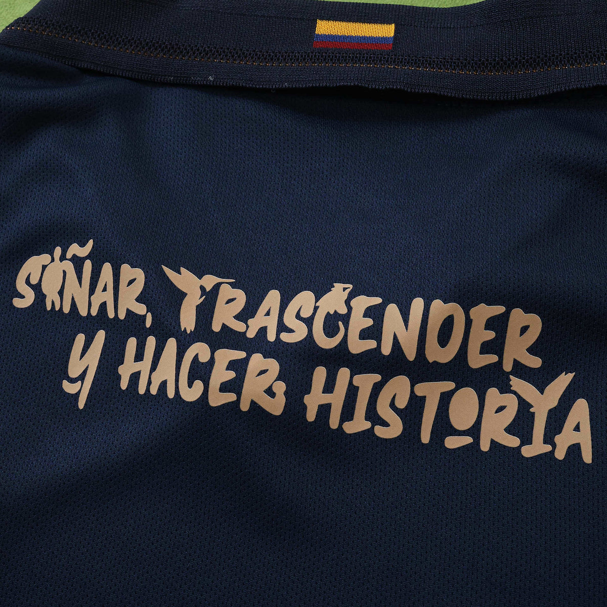 Camiseta Visitante Ecuador Mundial 2026 - Versión Hincha