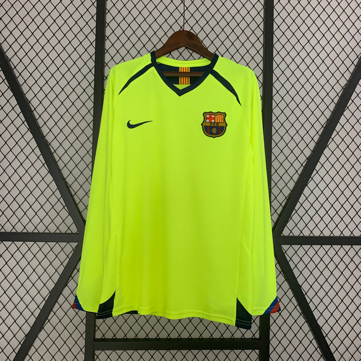 Camiseta Barcelona Ii 05/06 Hombre (Retro) Manga Larga - Versión Hincha