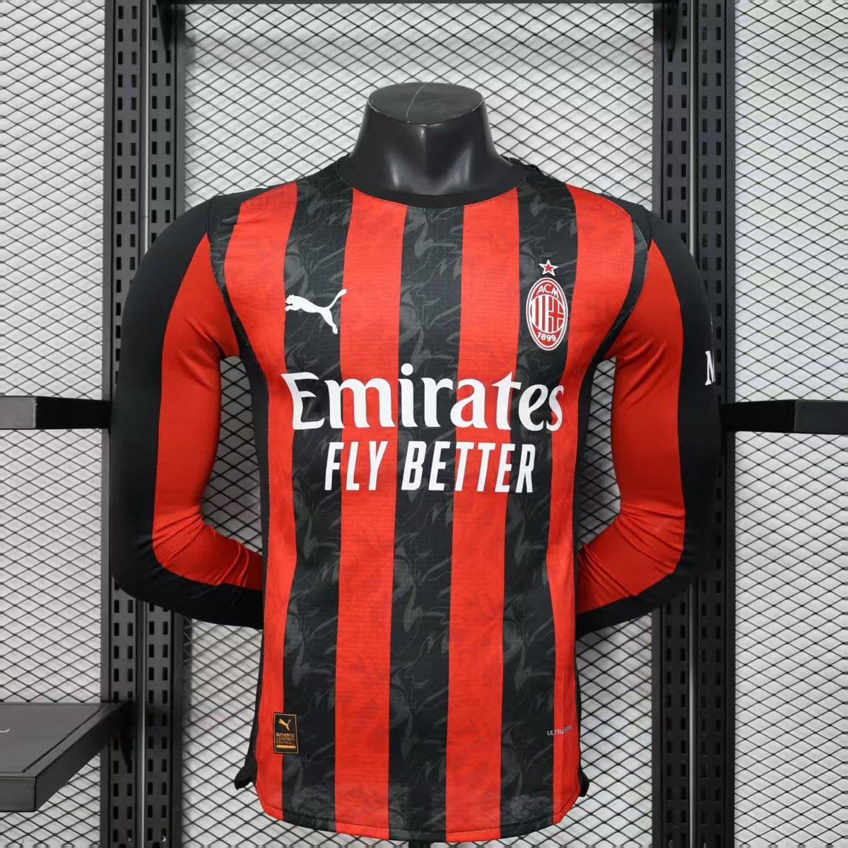 Camiseta Milan Local 2025/26 (Versión Jugador ) - Manga Larga Versión Jugador