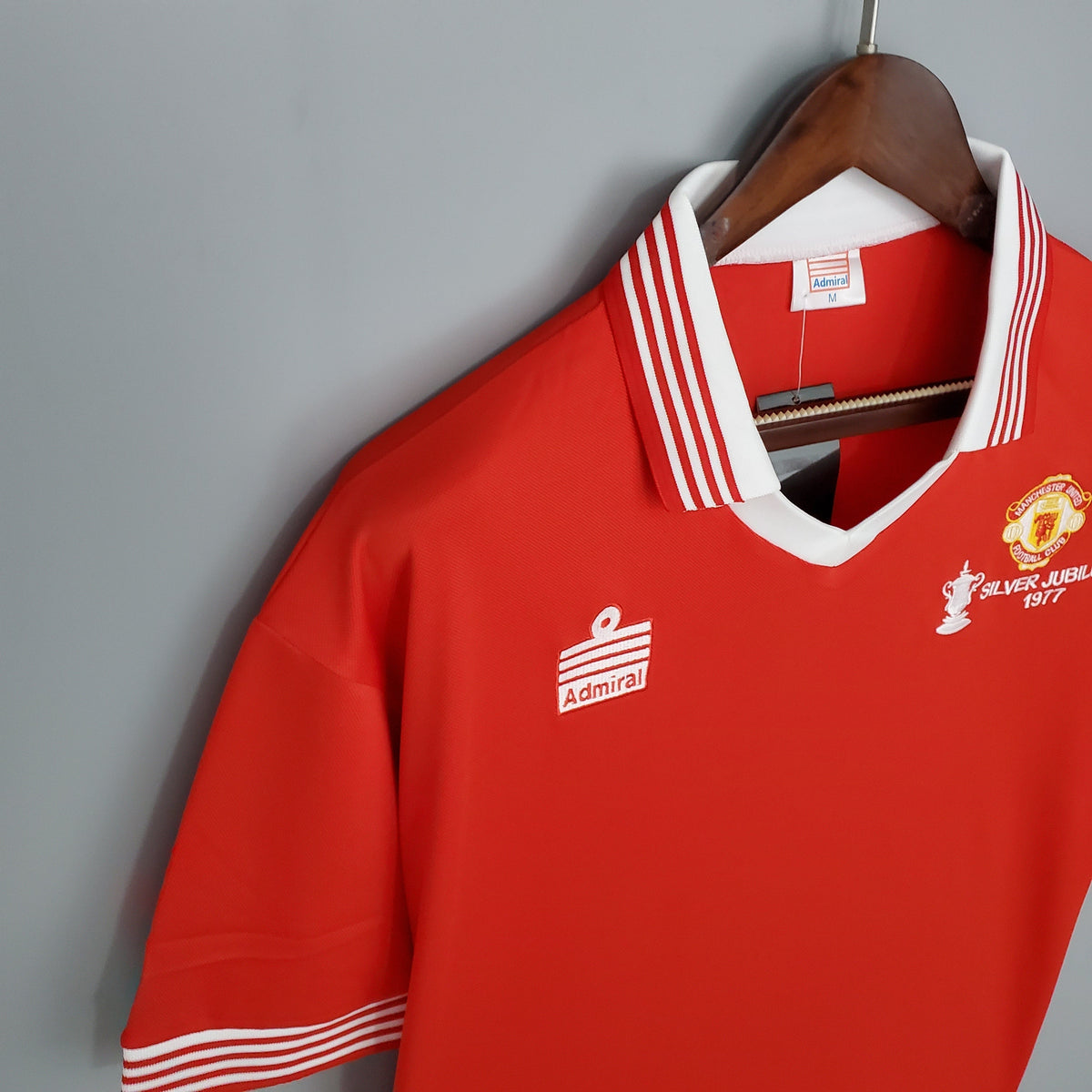 Camiseta Manchester United Local 1977 Hombre (Retro) - Versión Hincha