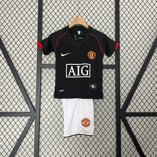 Conjunto Infantil Manchester United Black 07/08 Conjunto Infantil (Retro)