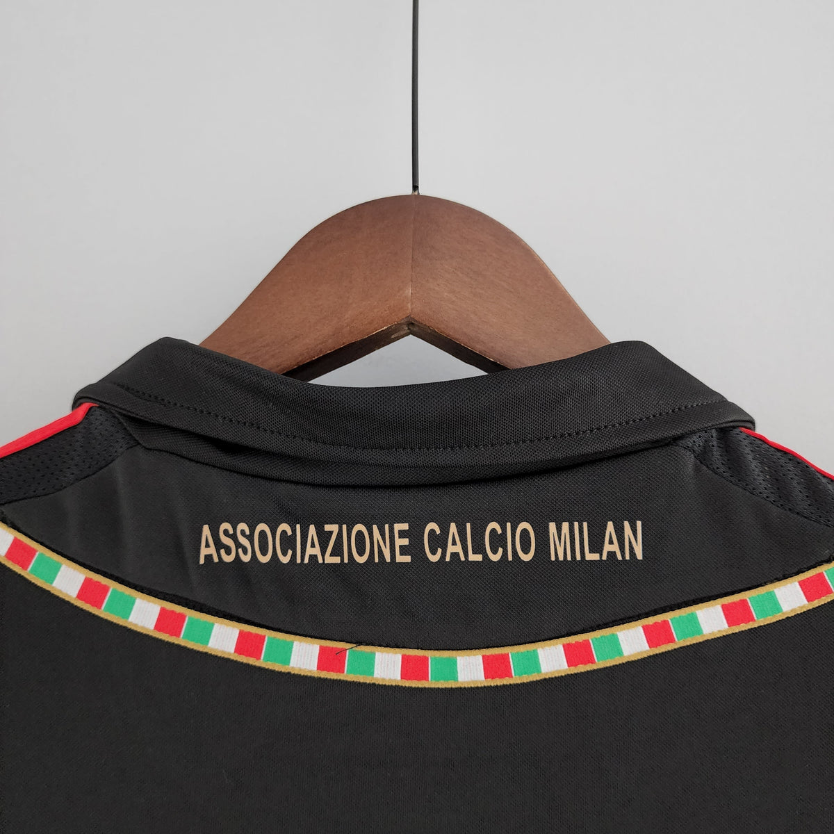 Camiseta Milan Xvii 11/12 Hombre (Retro) - Versión Hincha