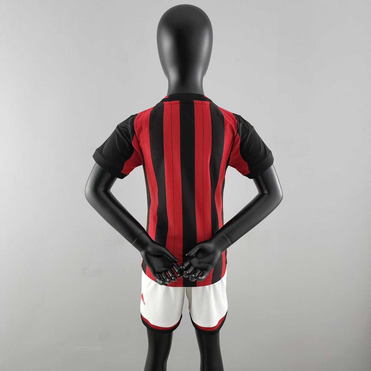 Conjunto Infantil Milan I 14/15 (Retro) Conjunto Infantil