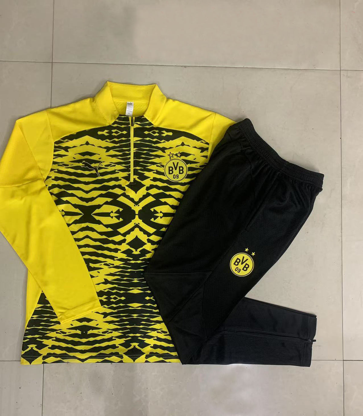 Borussia Dortmund Buzo 2025/26