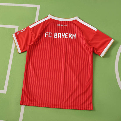 Conjunto Infantil Local Bayern Munich 2026/27