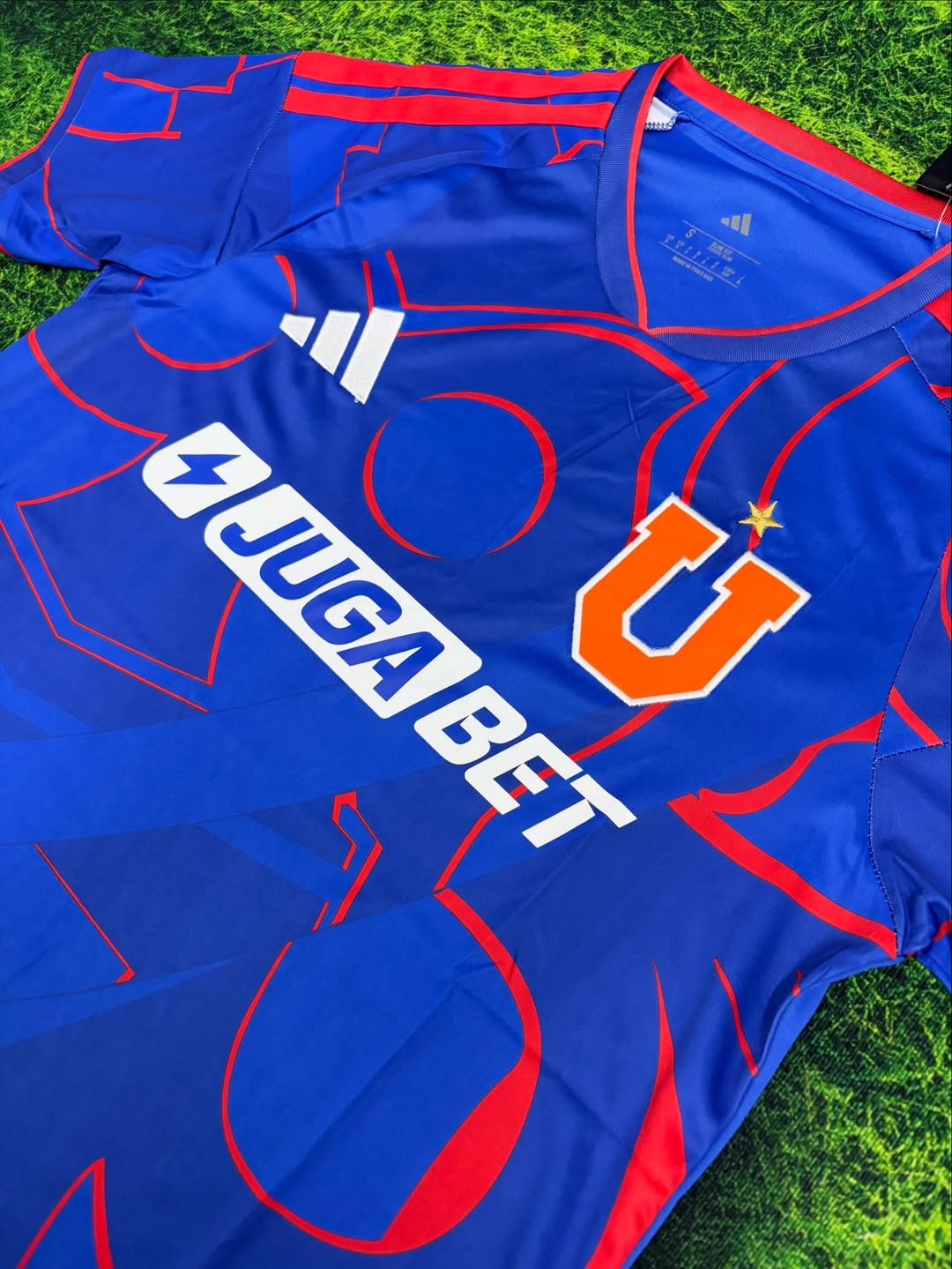 Camiseta Universidad de Chile Local 2026/27 - Versión Hincha